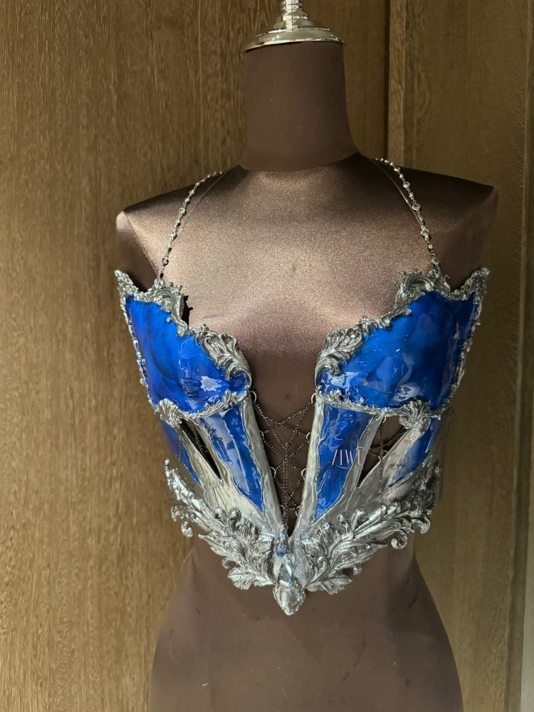 ZIWU ARTEMIS BLUE CRYSTAL QUEEN RESIN TOP COSTUME PATENT-PROTECTED