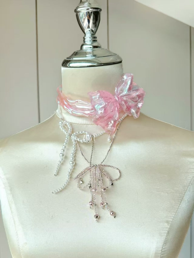 BOW NECKLACE RESIN PATENT-PROTECTED