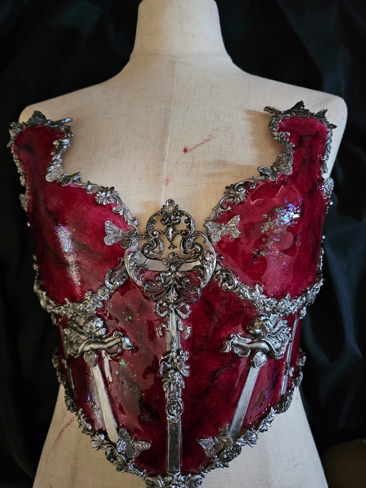 ZIWU ARTEMIS DARK RED SILVER EDGES MARBLE RESIN TOP COSTUME PATENT-PROTECTED