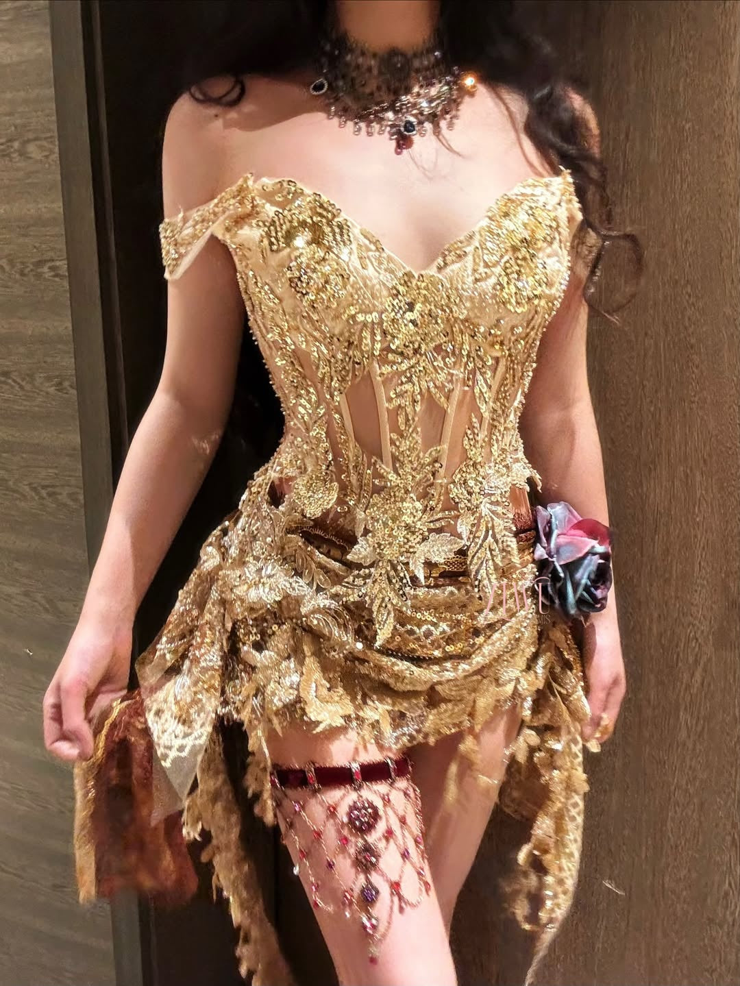 ZIWU ARTEMIS GOLDEN BROCADE ELEGANCE ENSEMBLE TOP COSTUME PATENT-PROTECTED