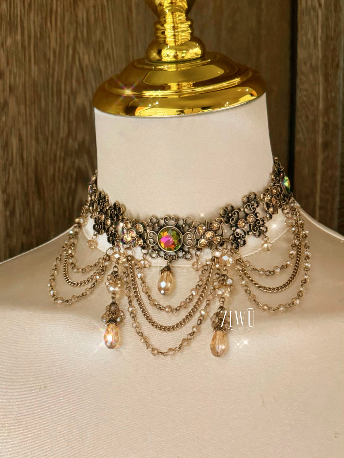 VINTAGE OPULENCE NECKLACE RESIN PATENT-PROTECTED