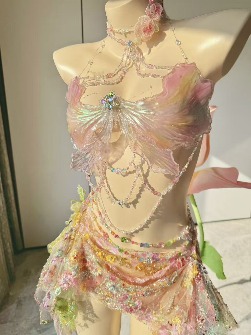 ZIWU ARTEMIS RAINBOW BLOSSOM BUTTERFLY GARB RESIN TOP COSTUME PATENT-PROTECTED